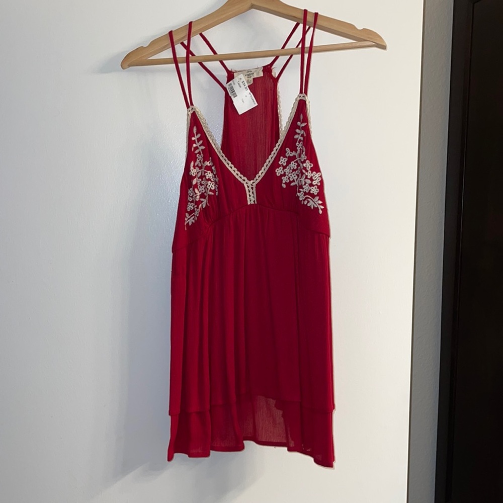 NWT Red ruffle and crochet detail tank top size M